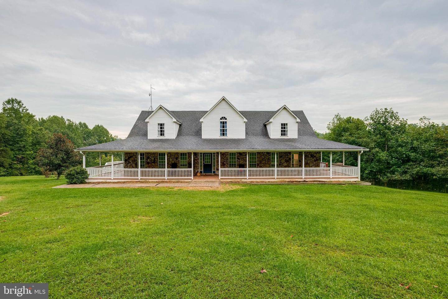 Single Family Homes για την Πώληση στο Castleton, Βιρτζινια 22716 Ηνωμένες Πολιτείες