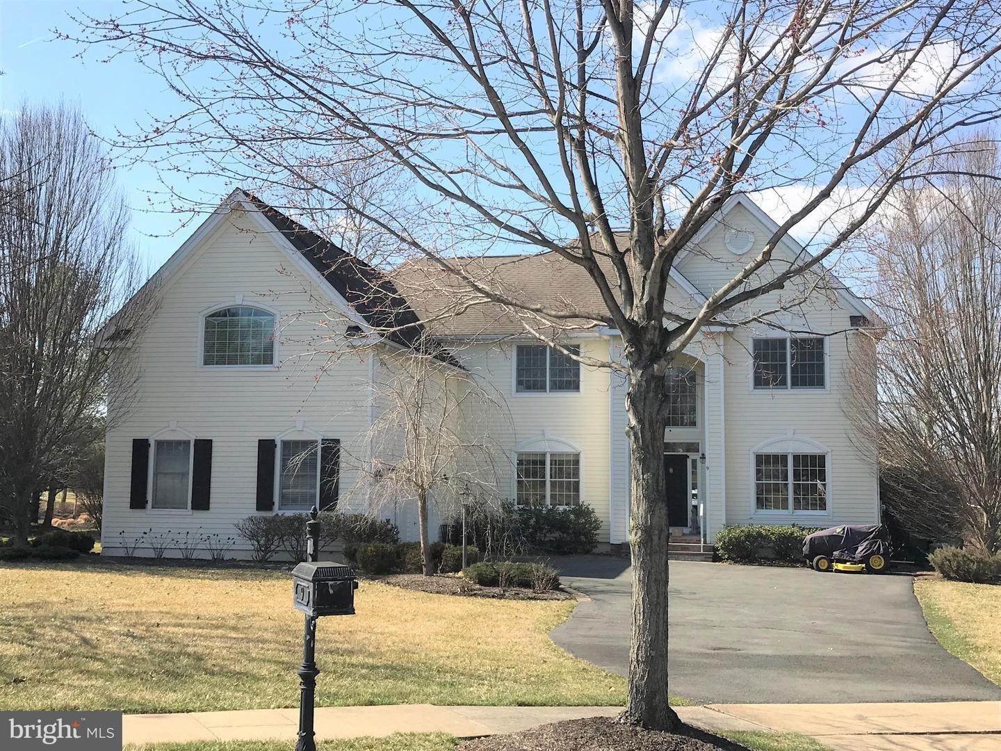 Single Family Homes для того Продажа на Skillman, Нью-Джерси 08558 Соединенные Штаты