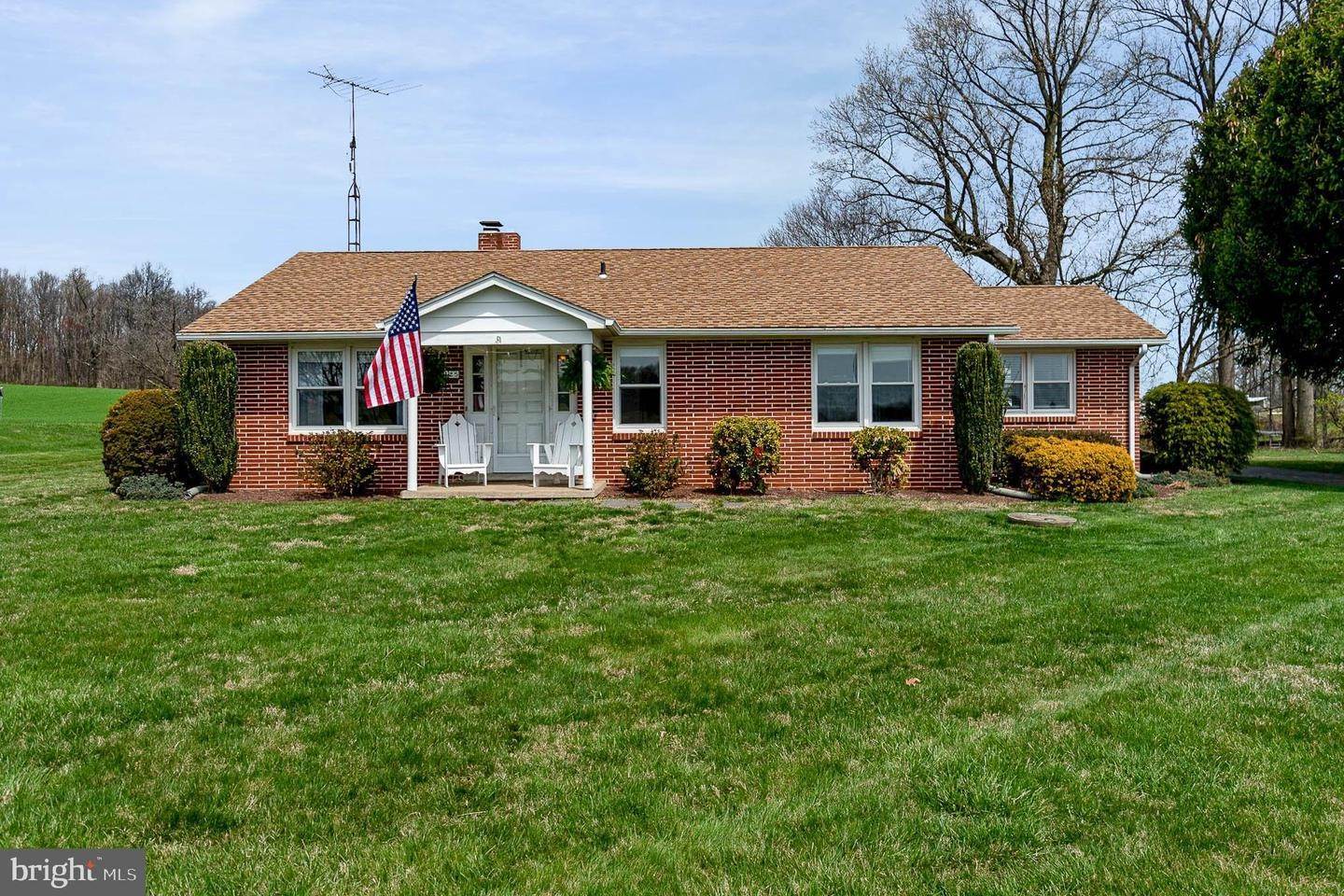 Single Family Homes vì Bán tại Fawn Grove, Pennsylvania 17321 Hoa Kỳ