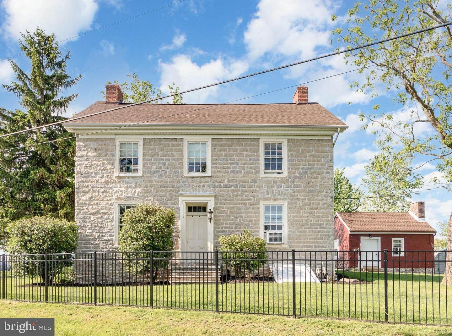 Single Family Homes för Försäljning vid Newville, Pennsylvania 17241 Förenta staterna