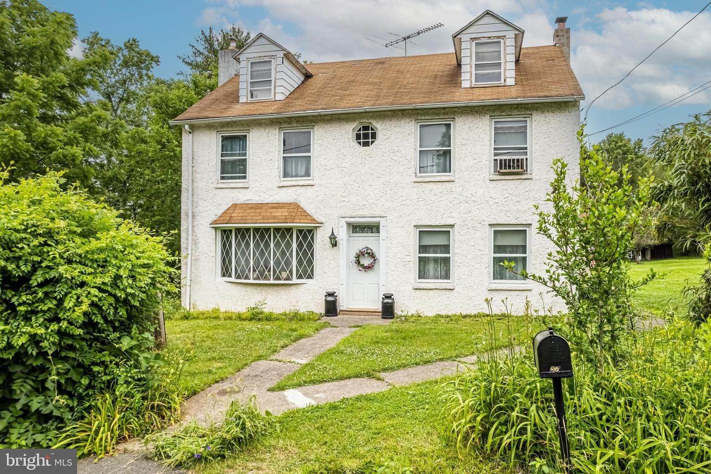Single Family Homes för Försäljning vid Green Lane, Pennsylvania 18054 Förenta staterna