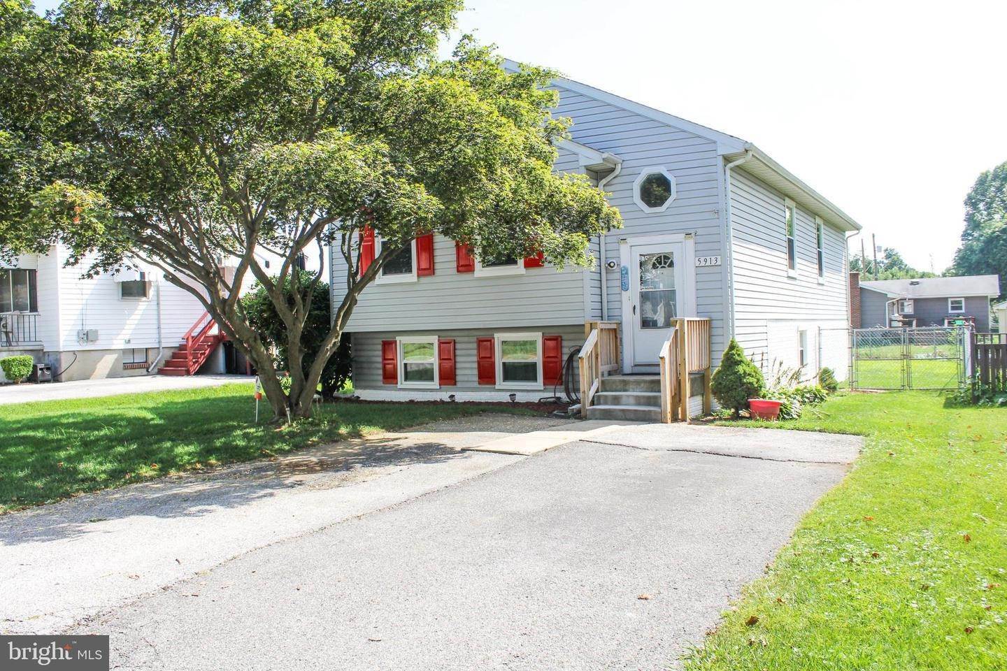 Single Family Homes için Satış at Gwynn Oak, Maryland 21207 Amerika Birleşik Devletleri