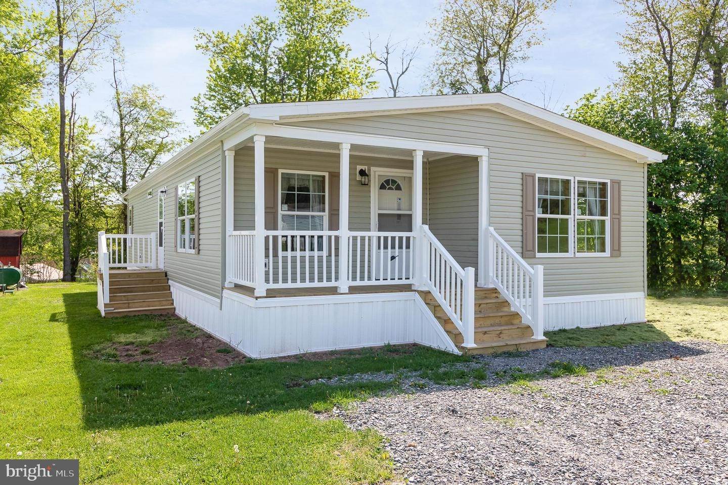 Single Family Homes för Försäljning vid New Bloomfield, Pennsylvania 17068 Förenta staterna