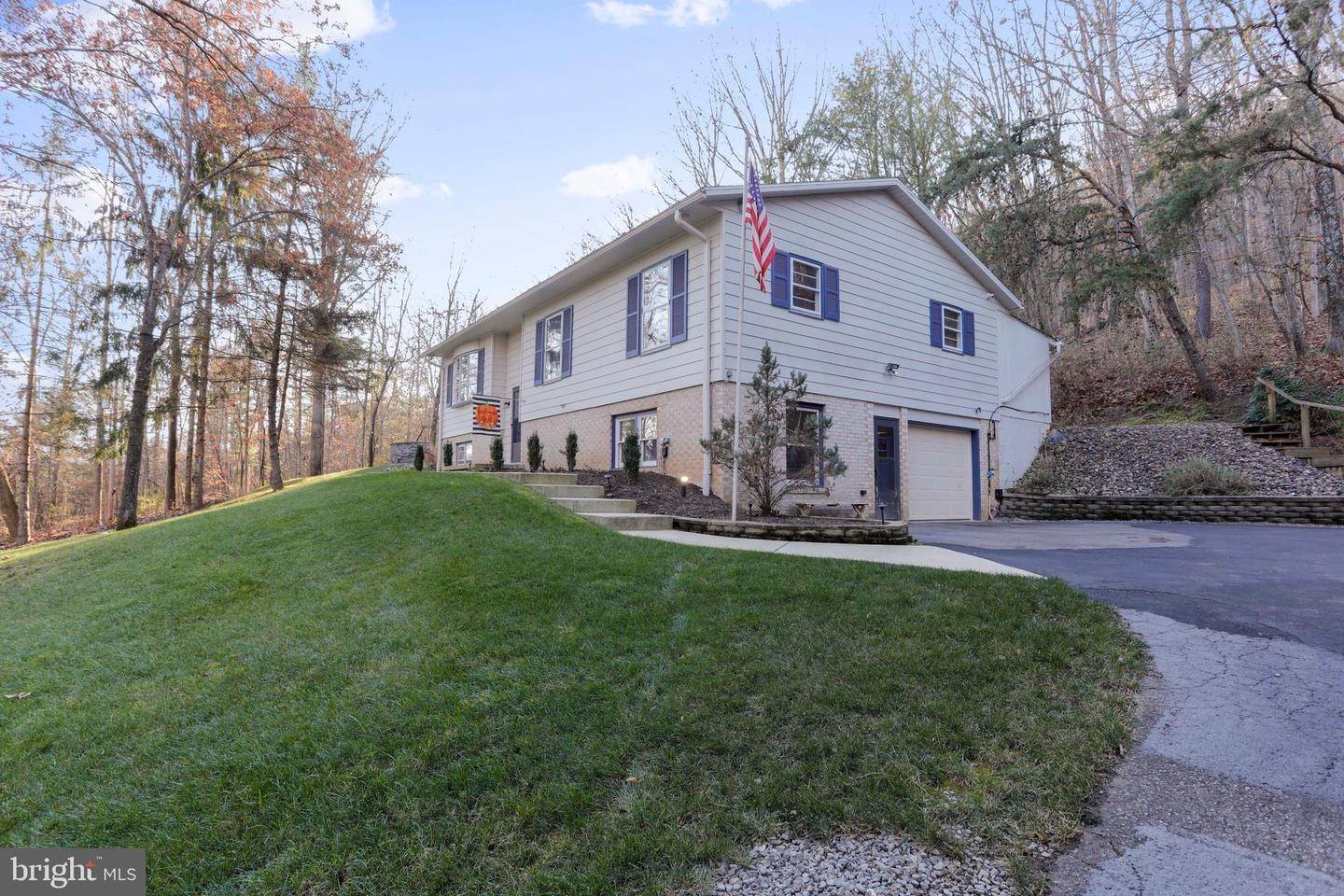 Single Family Homes för Försäljning vid Needmore, Pennsylvania 17238 Förenta staterna