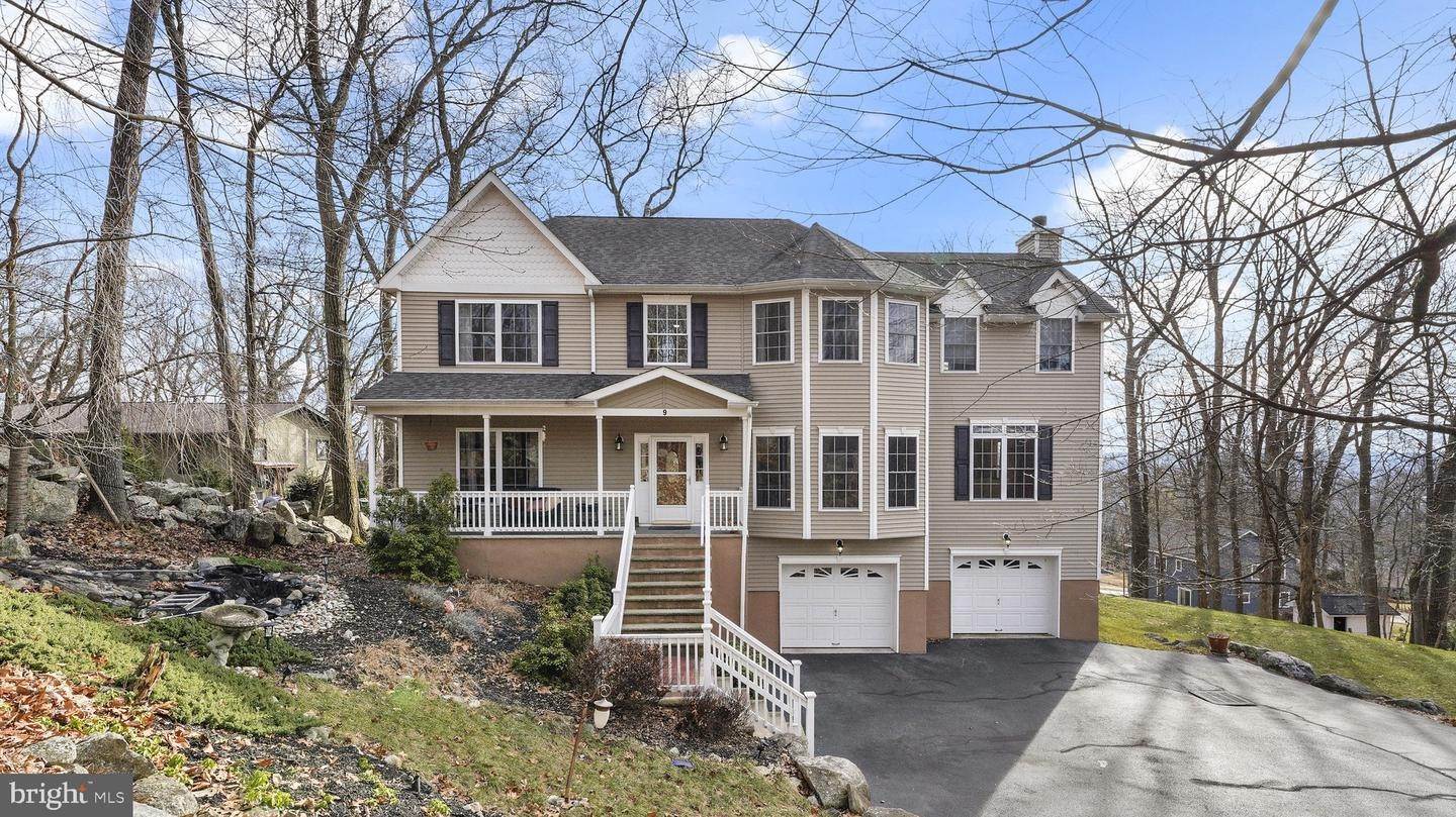 Single Family Homes для того Продажа на High Bridge, Нью-Джерси 08829 Соединенные Штаты
