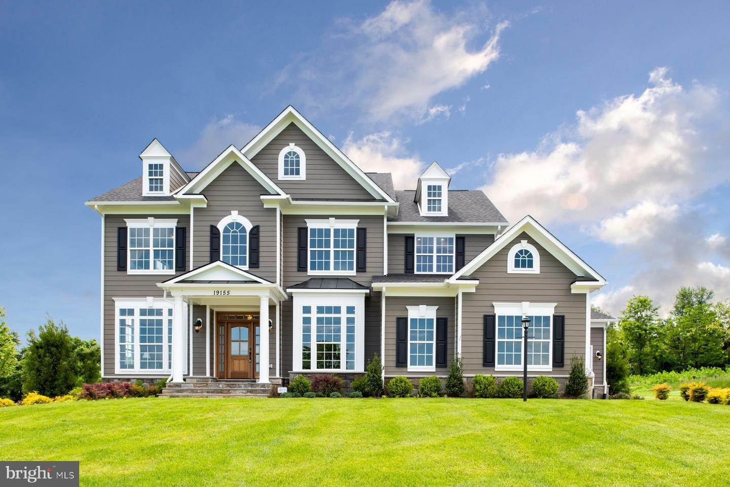 Single Family Homes для того Продажа на Hillsboro, Виргиния 20132 Соединенные Штаты