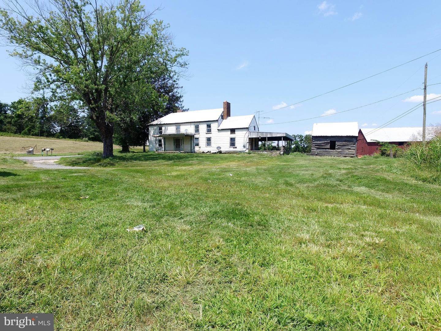 Single Family Homes voor Verkoop op Shenandoah Junction, West Virginia 25442 Verenigde Staten