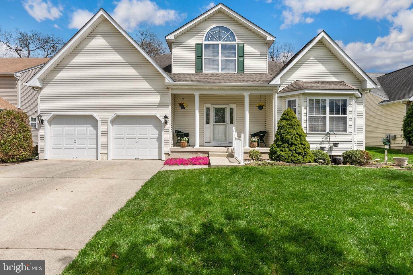 Single Family Homes 为 销售 在 Glassboro, 新泽西州 08028 美国