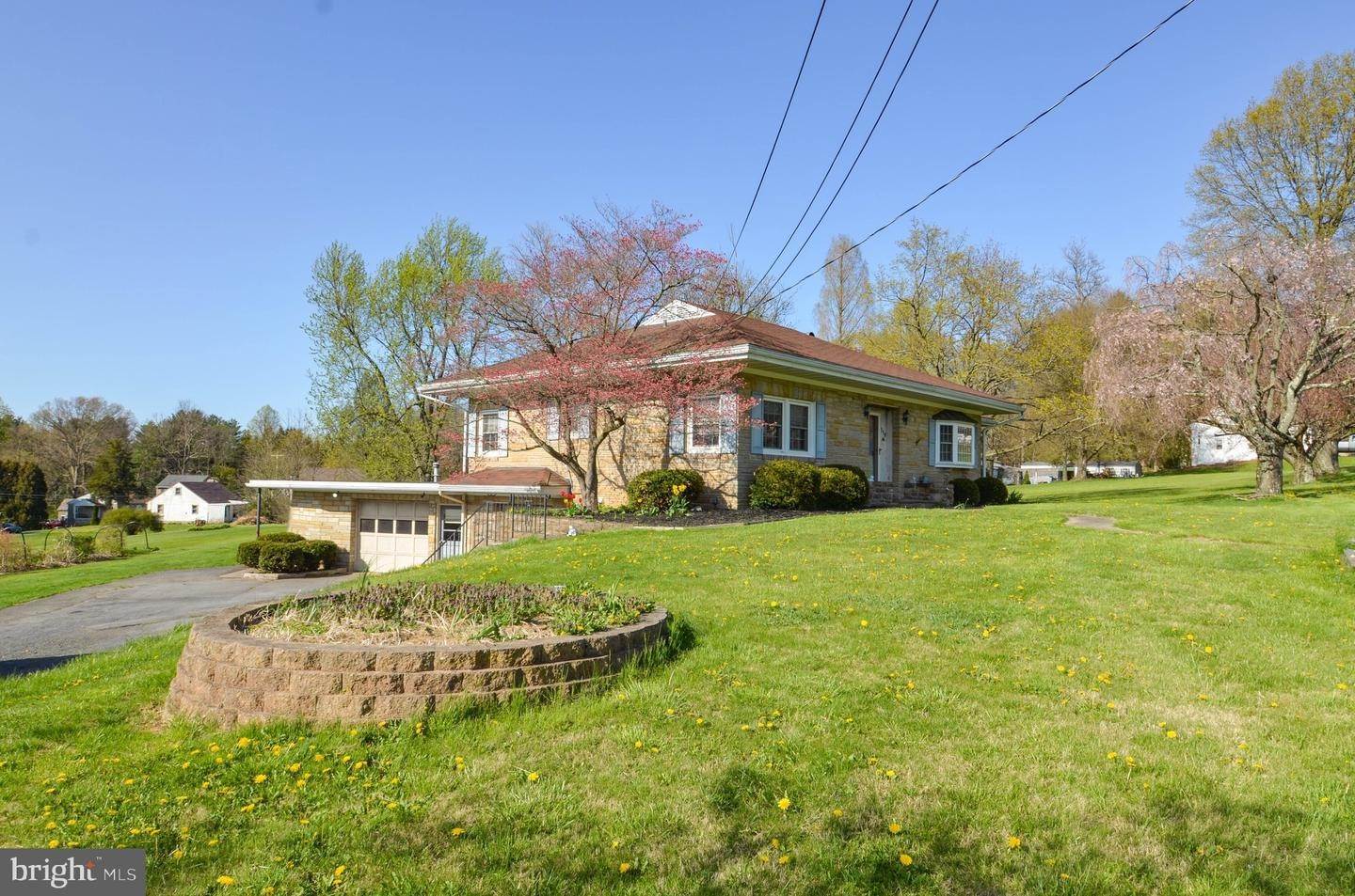 Single Family Homes för Försäljning vid Fleetwood, Pennsylvania 19522 Förenta staterna