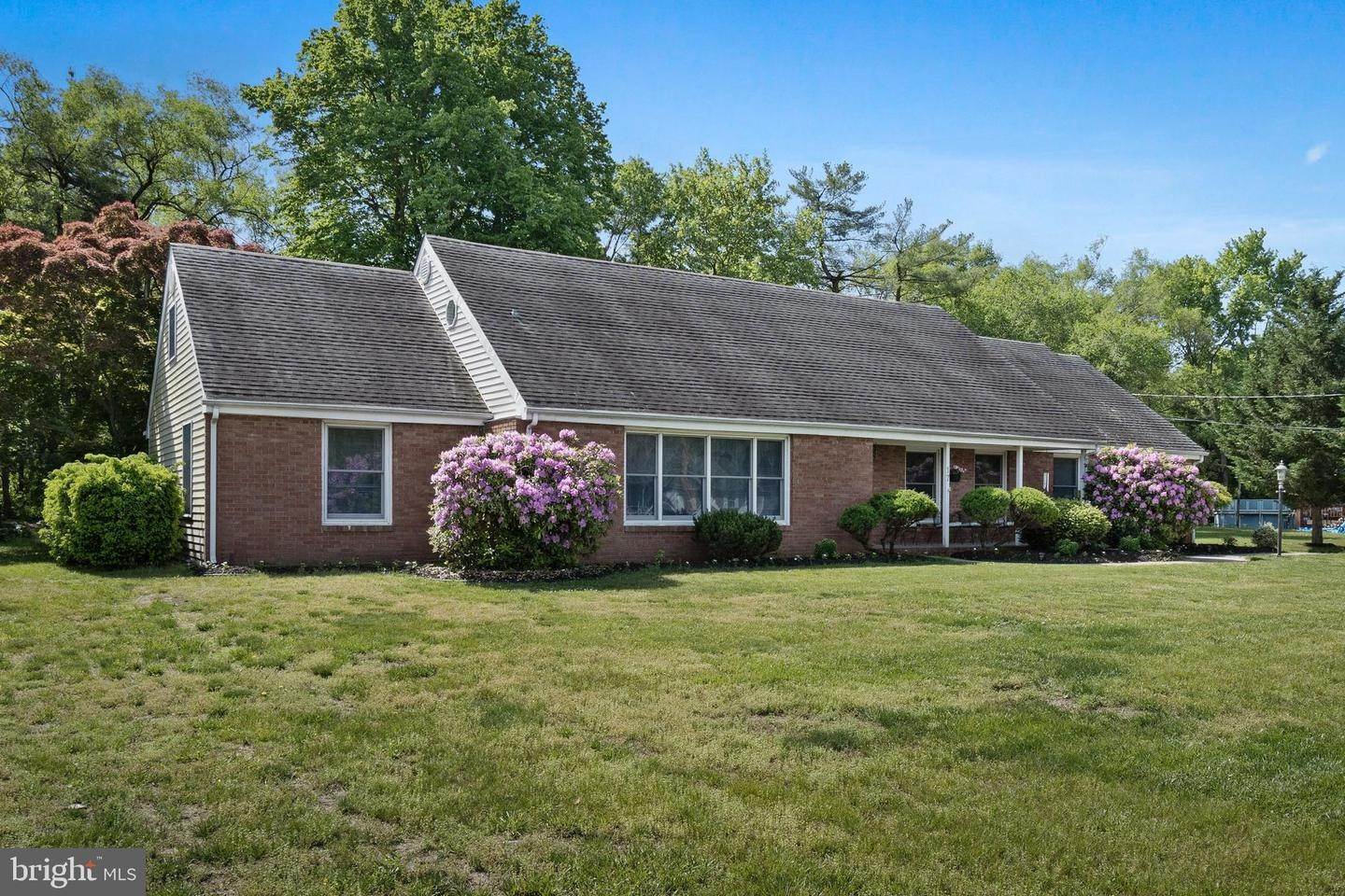 Single Family Homes для того Продажа на Carneys Point, Нью-Джерси 08069 Соединенные Штаты