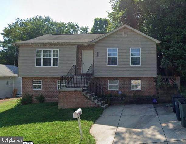 Single Family Homes per Vendita alle ore Fairmount Heights, Maryland 20743 Stati Uniti