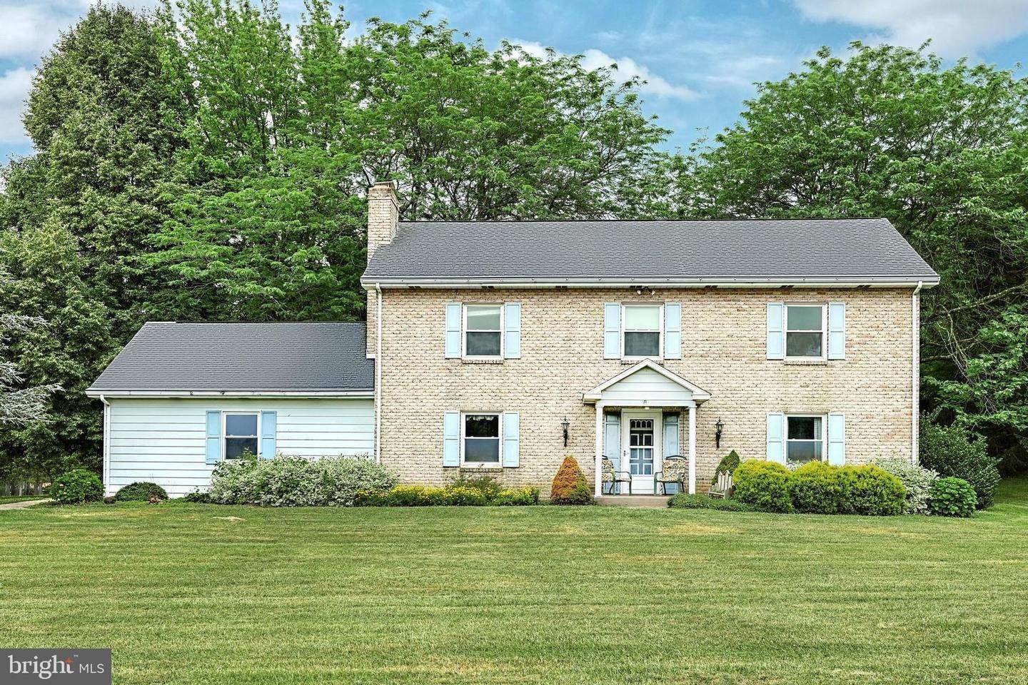 Single Family Homes για την Πώληση στο Glen Rock, Πενσιλβανια 17327 Ηνωμένες Πολιτείες