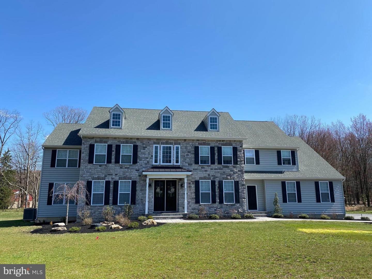 Single Family Homes for Sale at Newtown Square, Pennsylvania 19073 United States