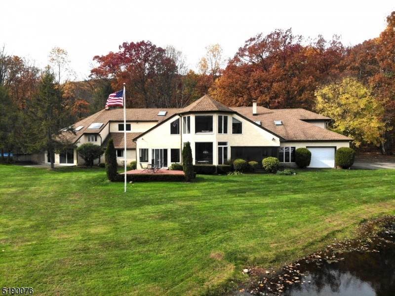 Single Family Homes 為 出售 在 Kinnelon, 新澤西州 07444 美國