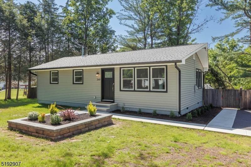 Single Family Homes für Verkauf beim Holland Township, New Jersey 08848 Vereinigte Staaten