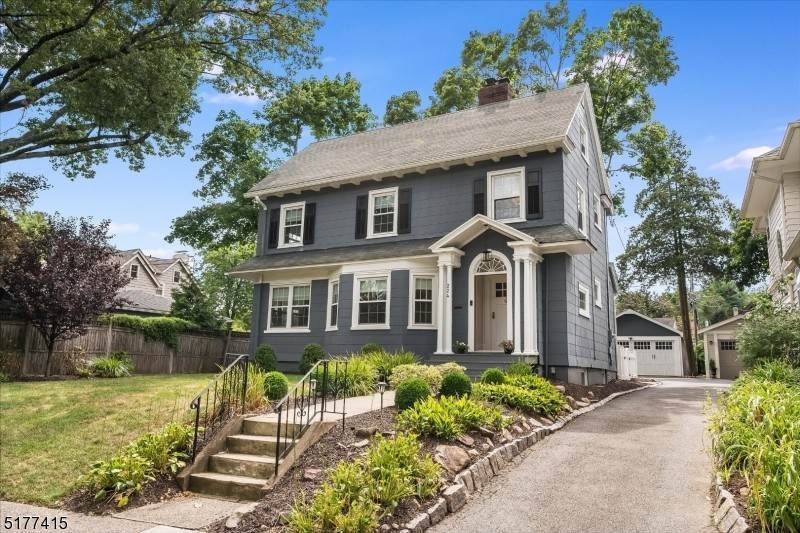 Single Family Homes için Satış at Glen Ridge, New Jersey 07028 Amerika Birleşik Devletleri