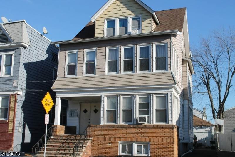 Multi-Family Homes für Verkauf beim Irvington, New Jersey 07111 Vereinigte Staaten