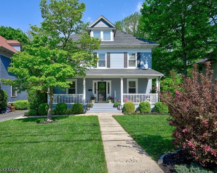 Single Family Homes för Försäljning vid Essex Fells, New Jersey 07021 Förenta staterna