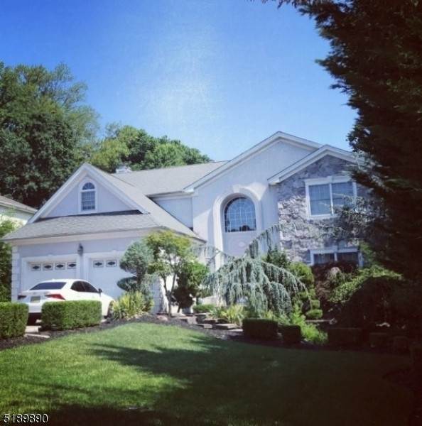 Single Family Homes للـ Sale في Little Falls, New Jersey 07424 United States