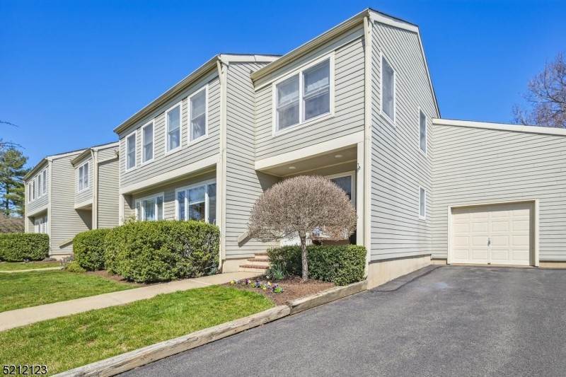 Condo / Townhouse for Sale at Rocky Hill, New Jersey 08553 United States