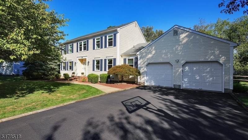 Single Family Homes للـ Sale في Hillsborough, New Jersey 08844 United States