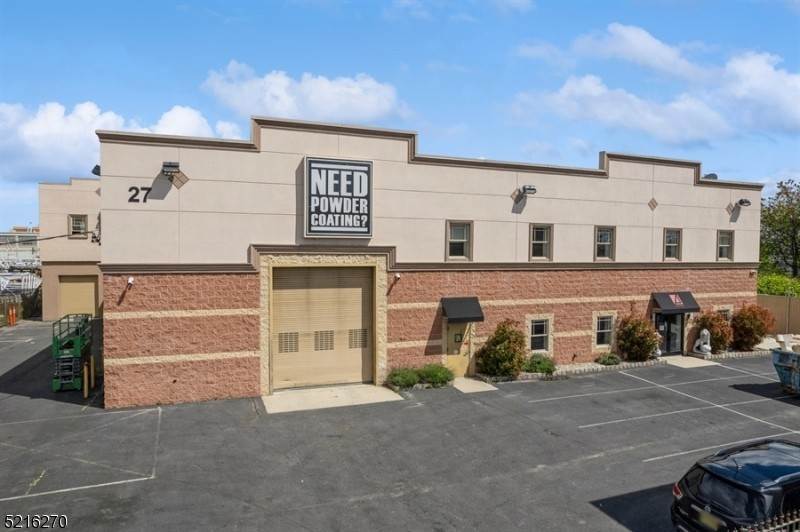Commercial for Sale at Newark, New Jersey 07105 United States