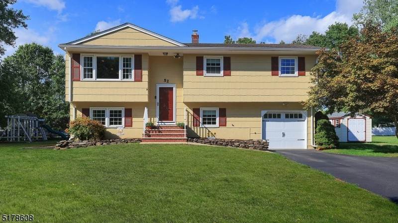 Single Family Homes للـ Sale في Hillsborough, New Jersey 08844 United States