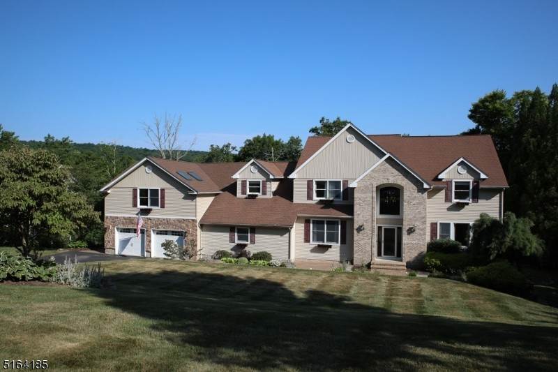 Single Family Homes för Försäljning vid Jefferson Township, New Jersey 07438 Förenta staterna