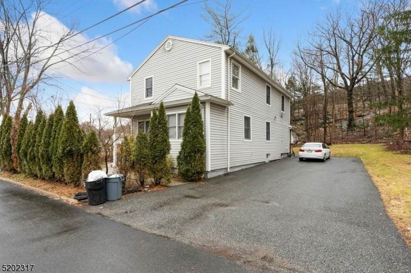 Multi-Family Homes للـ Sale في Wanaque, New Jersey 07465 United States