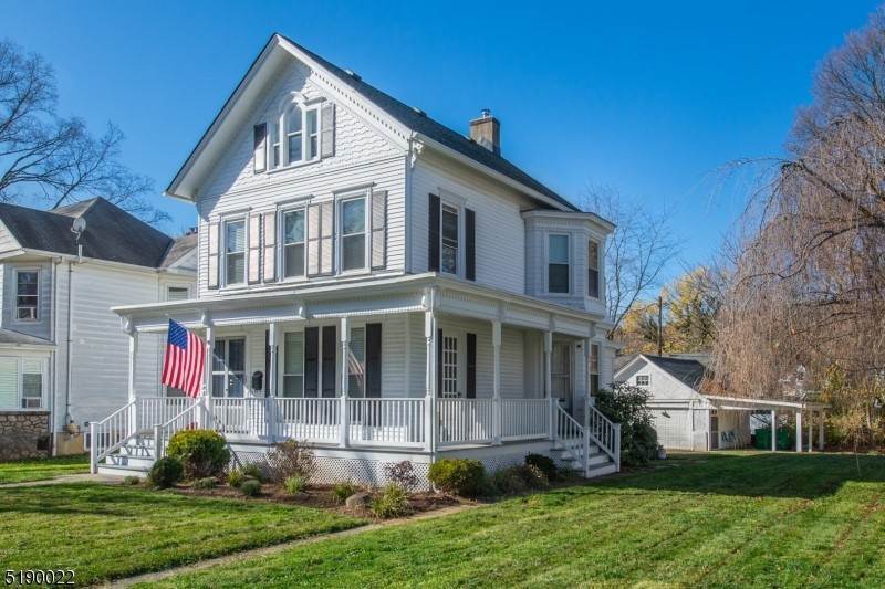 Single Family Homes för Försäljning vid Hackettstown, New Jersey 07840 Förenta staterna