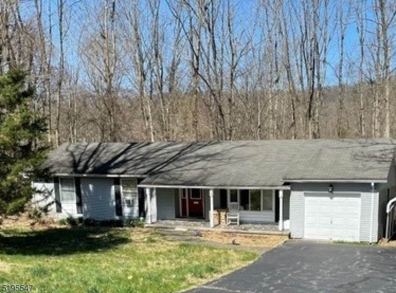 Single Family Homes für Verkauf beim Liberty Township, New Jersey 07838 Vereinigte Staaten