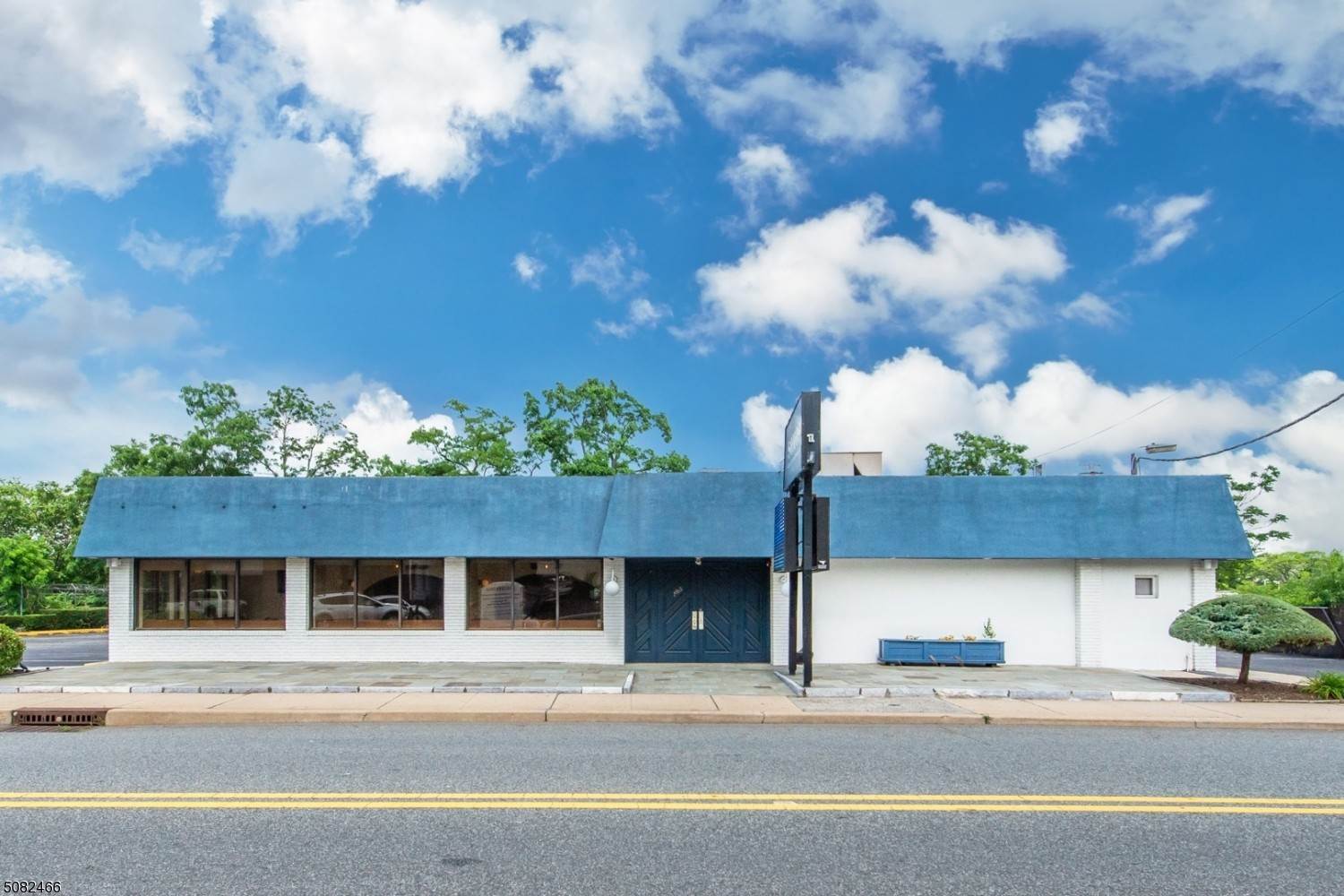 Commercial for Sale at North Arlington, New Jersey 07031 United States