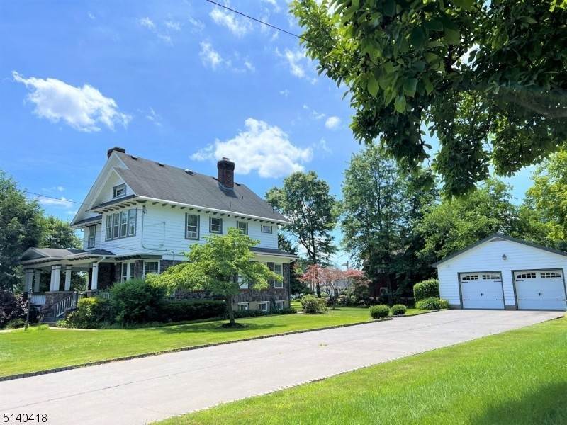 Single Family Homes للـ Sale في Somerville, New Jersey 08876 United States