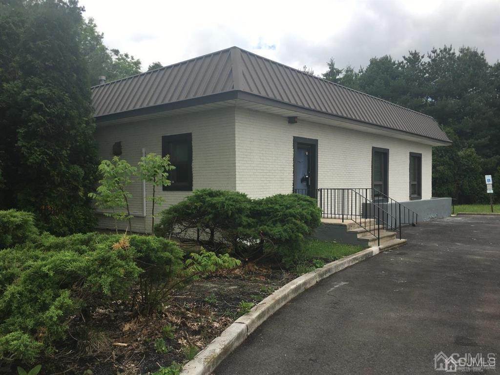 Commercial for Sale at Cranbury, New Jersey 08512 United States