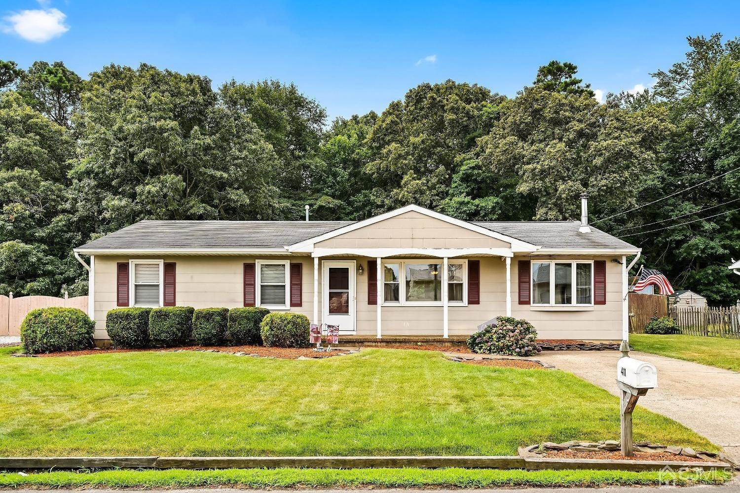 Single Family Homes для того Продажа на Lacey, Нью-Джерси 08734 Соединенные Штаты