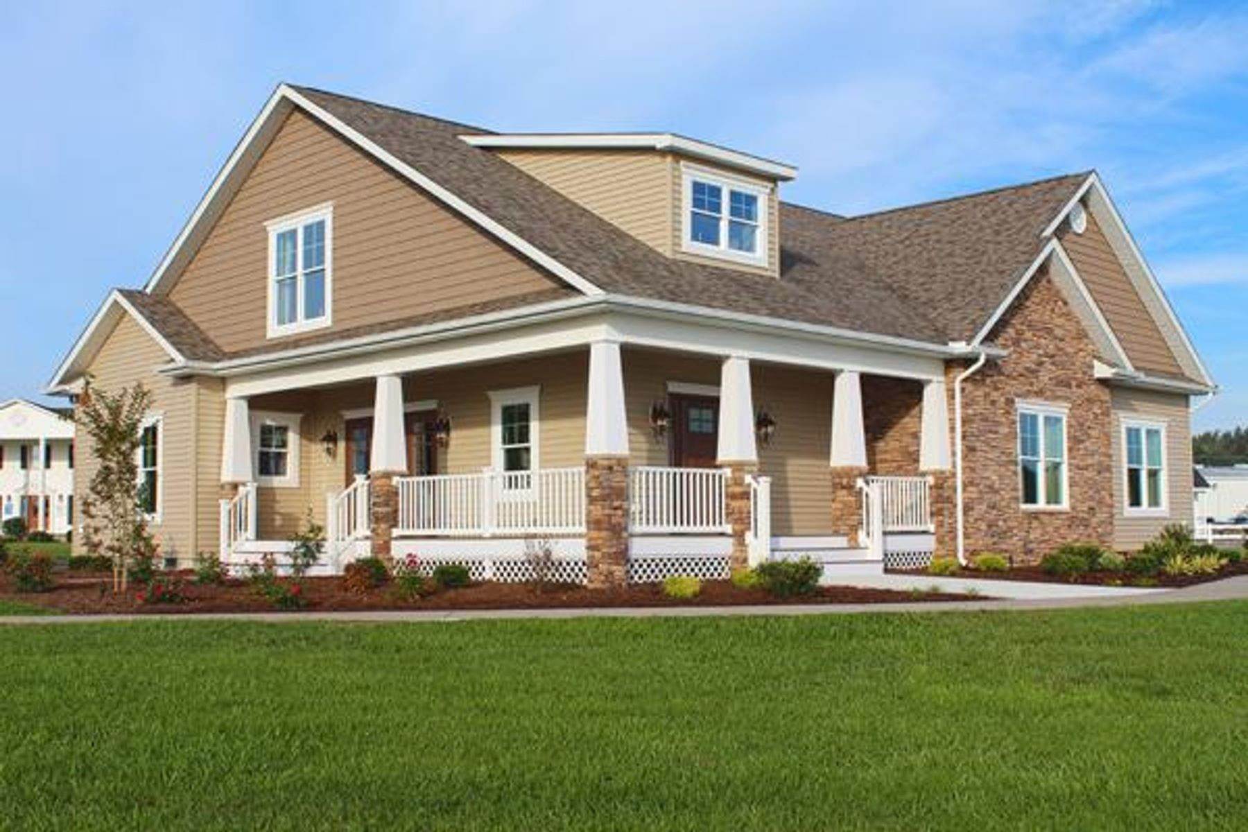 Single Family Homes para Venda às The Greenwood Craftsman Home Lot 16 Whisperwood Drive, Parksley, Virginia 23421 Estados Unidos