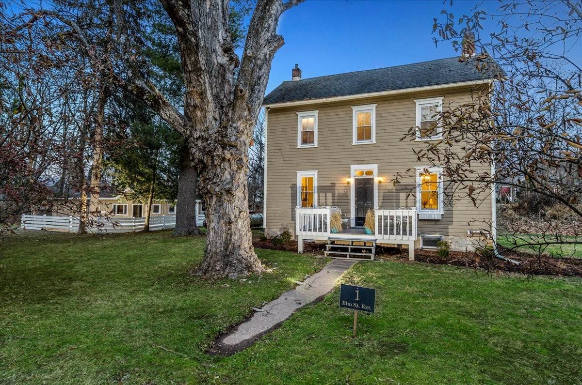 7. Single Family Homes for Sale at A Lambertville Oasis Like No Other! 1 Elm Street, Lambertville, New Jersey 08530 United States