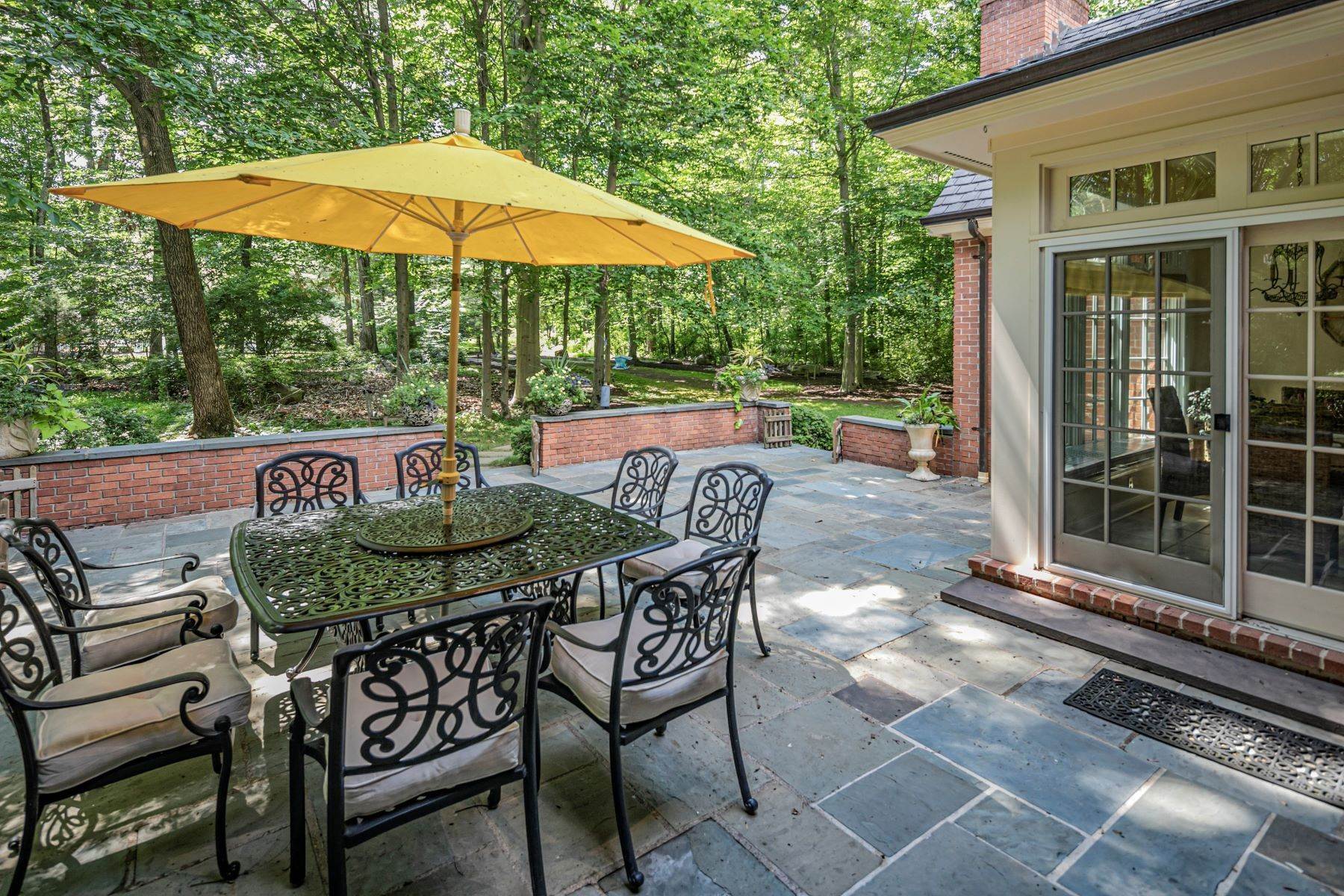 32. Single Family Homes for Sale at Elegant Brick Beauty with a Peaceful Poolscape 86 Beech Hollow Lane, Princeton, New Jersey 08540 United States