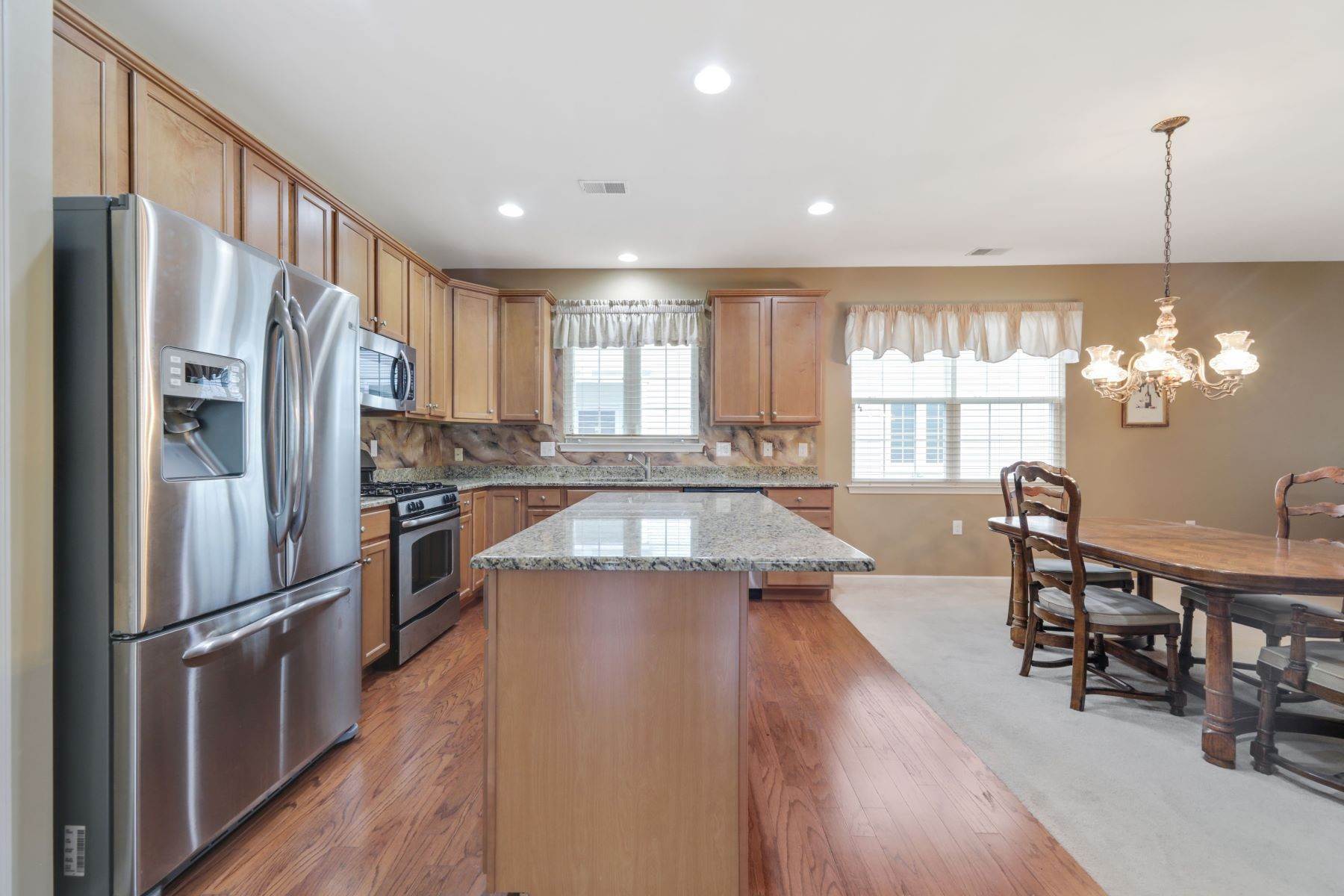 6. Single Family Homes for Sale at Discover the Countless Perks of Stonebridge Living 16 Draw Bridge Drive, Monroe Township, New Jersey 08831 United States