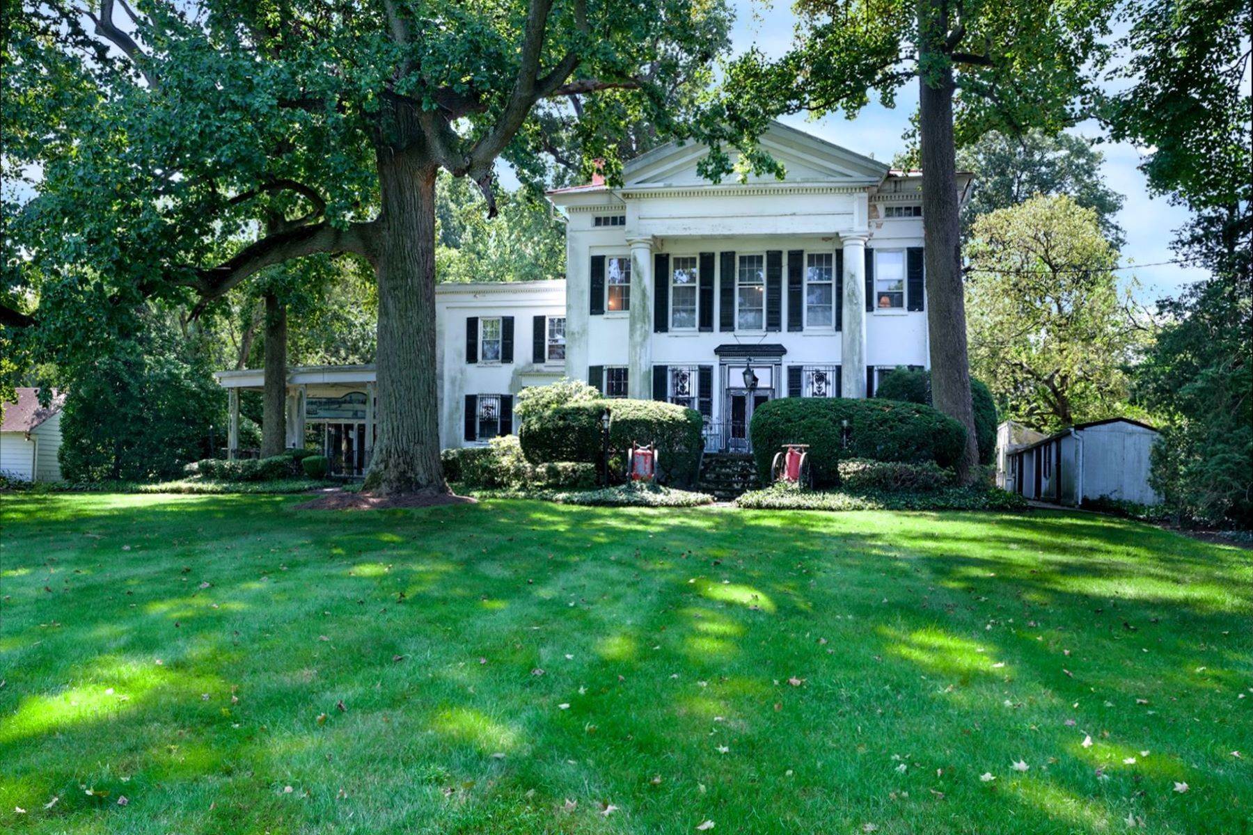2. Single Family Homes for Sale at A Magical Escape on the Delaware River 2 Walnut Street, Beverly, New Jersey 08010 United States