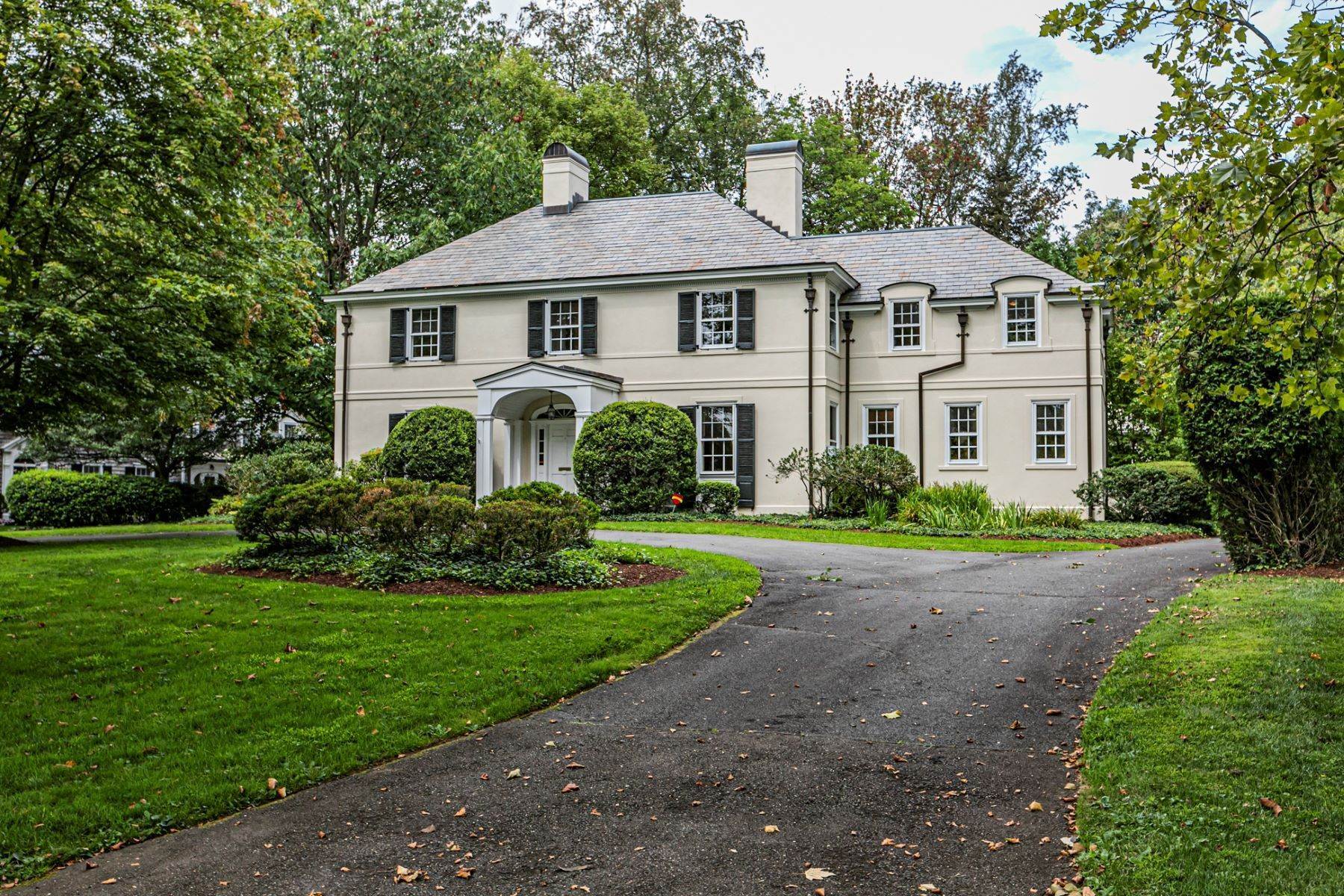 2. Single Family Homes for Sale at The Quintessential Battle Road Residence 91 Battle Road, Princeton, New Jersey 08540 United States