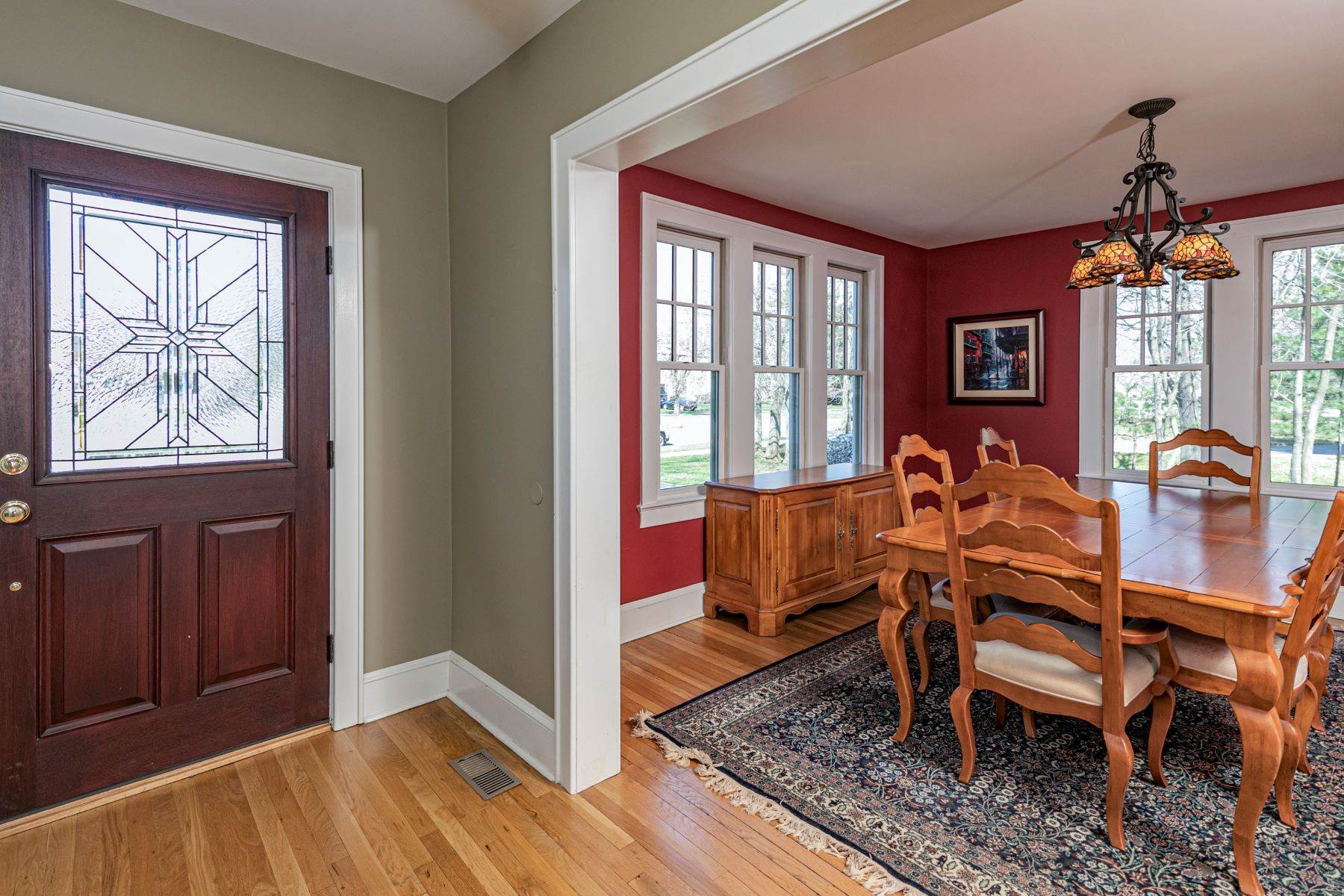 5. Single Family Homes for Sale at Stunning Boro Colonial - Offering the Best of Pennington 325 South Main Street, Pennington, New Jersey 08534 United States
