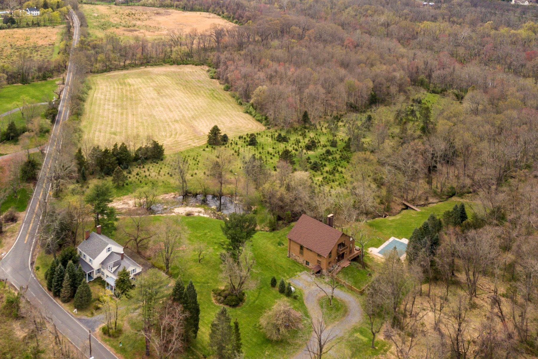 42. Single Family Homes for Sale at Farm Estate on 9.5 Acres with Endless Possibilities 900 Canal Road, Princeton, New Jersey 08540 United States