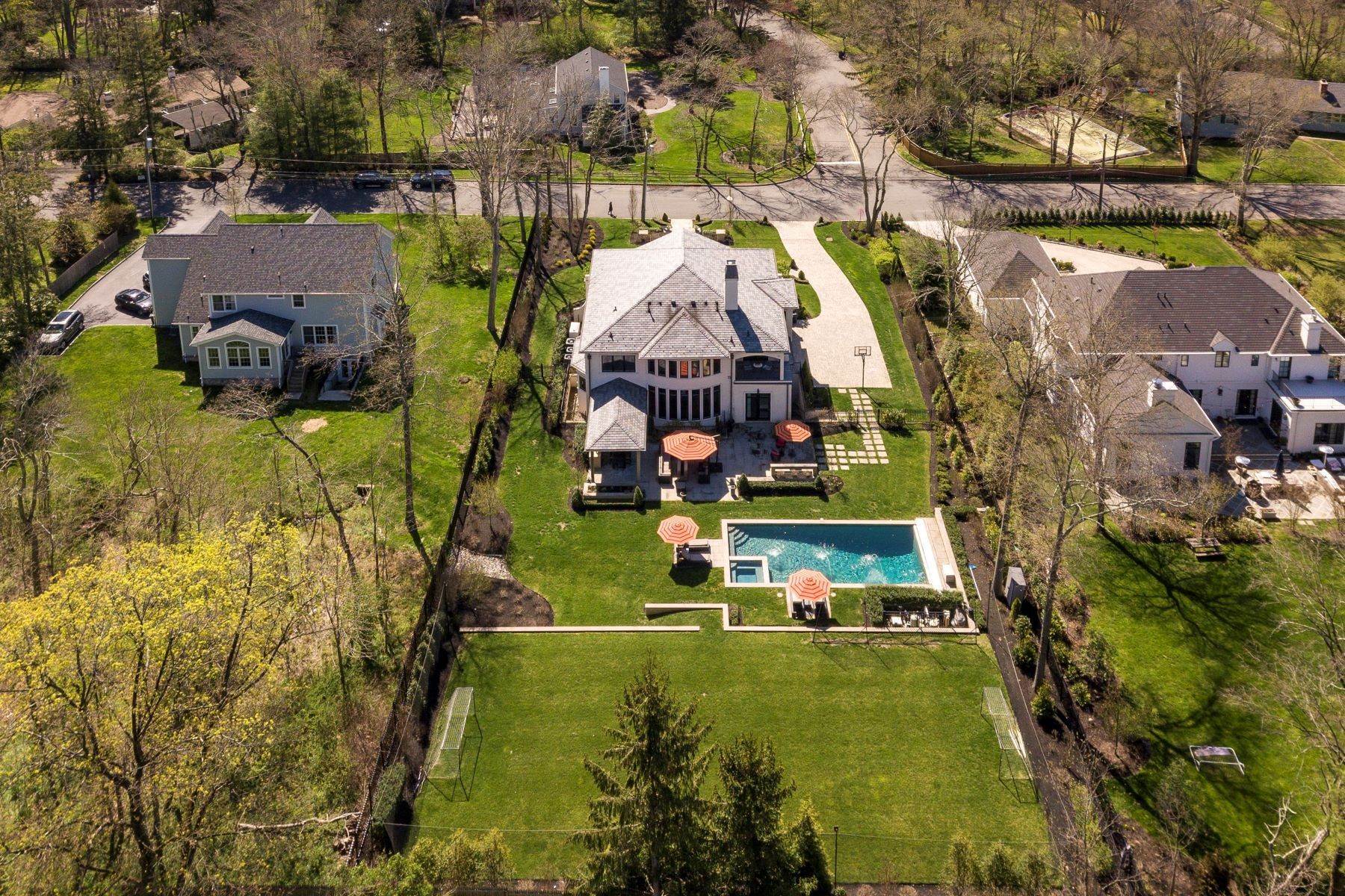 48. Single Family Homes for Sale at Striking Modern Spaces Open to a Poolside Paradise 31 Westerly Road, Princeton, New Jersey 08540 United States