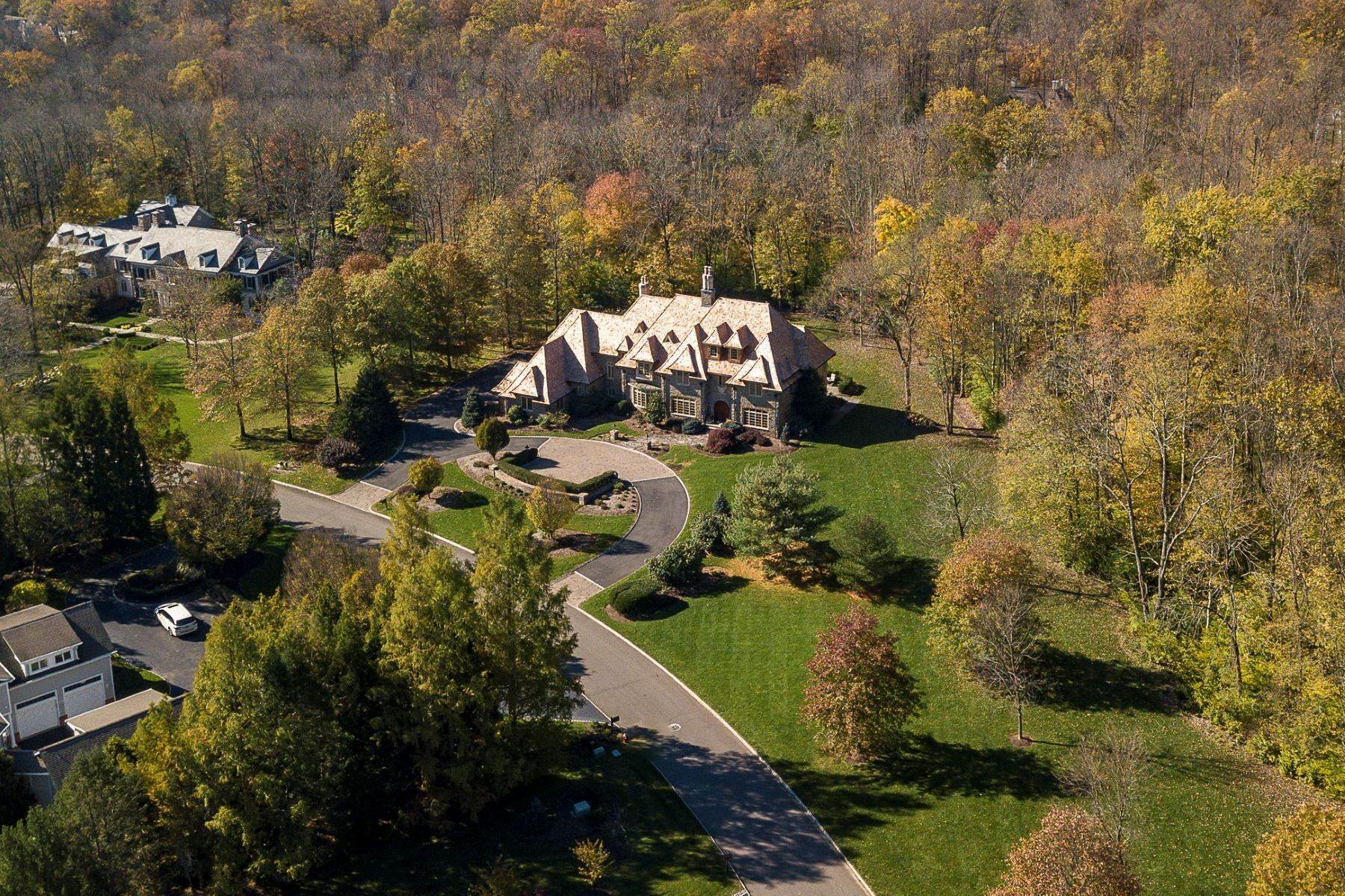 Single Family Homes 为 销售 在 The Pride of Princeton's Rushbrook Enclave 18 Katies Pond Road, 普林斯顿, 新泽西州 08540 美国